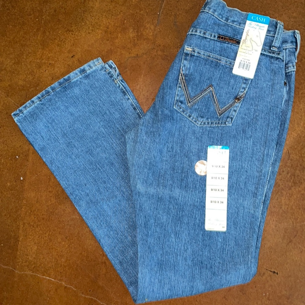 Cash wrangler ridding jeans, with tags